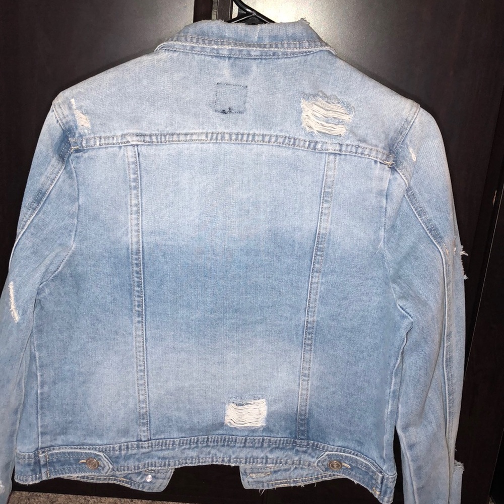 Distressed Jean Jacket - Picture 4 of 7